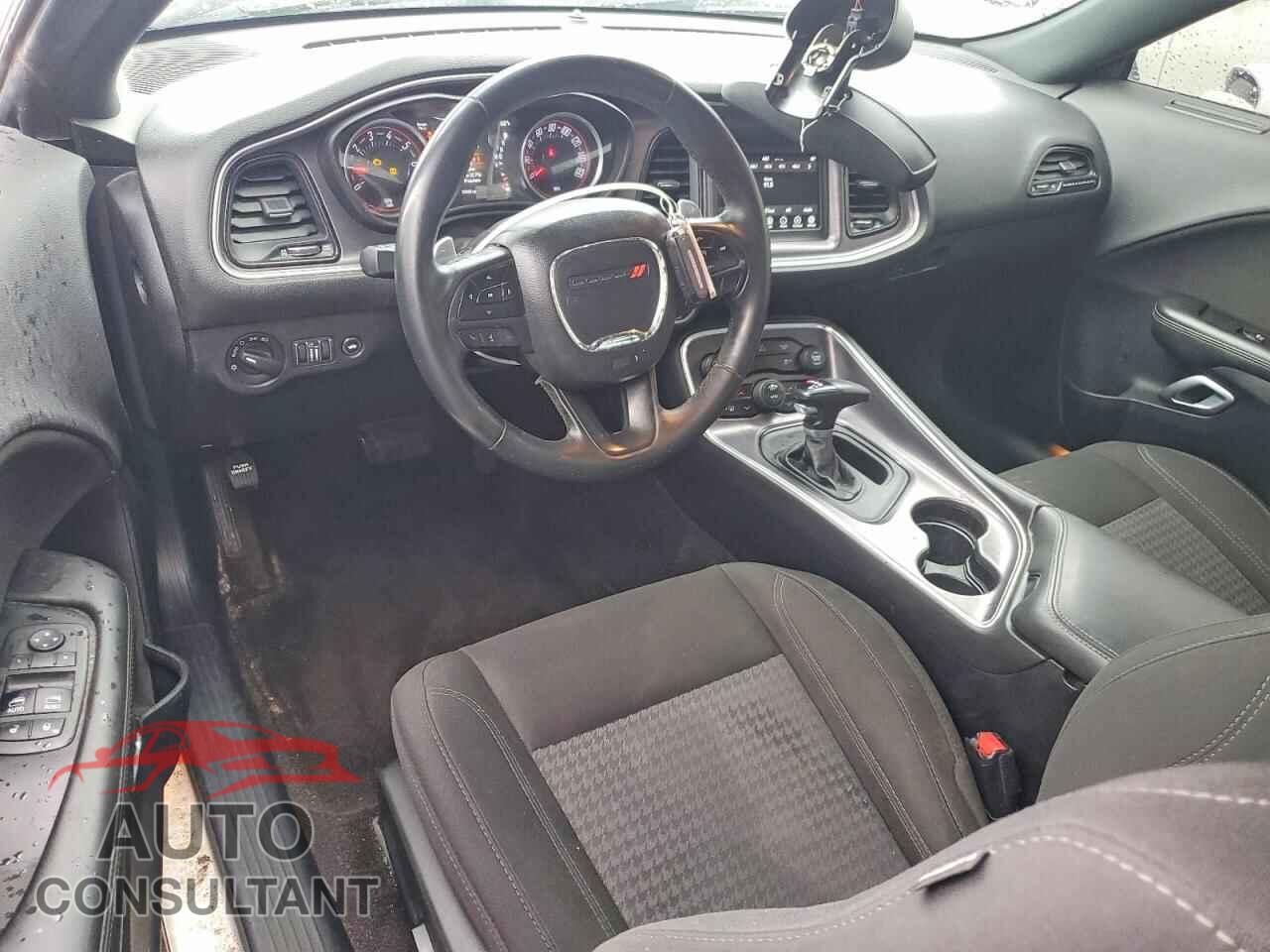 DODGE CHALLENGER 2018 - 2C3CDZAG2JH161940
