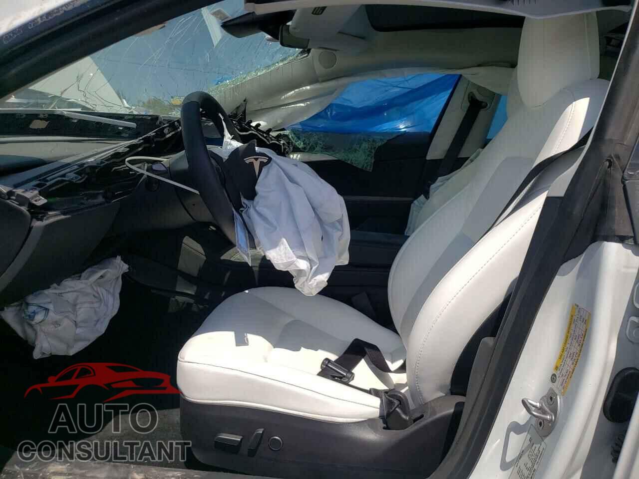 TESLA MODEL 3 2022 - 5YJ3E1EA6NF347895