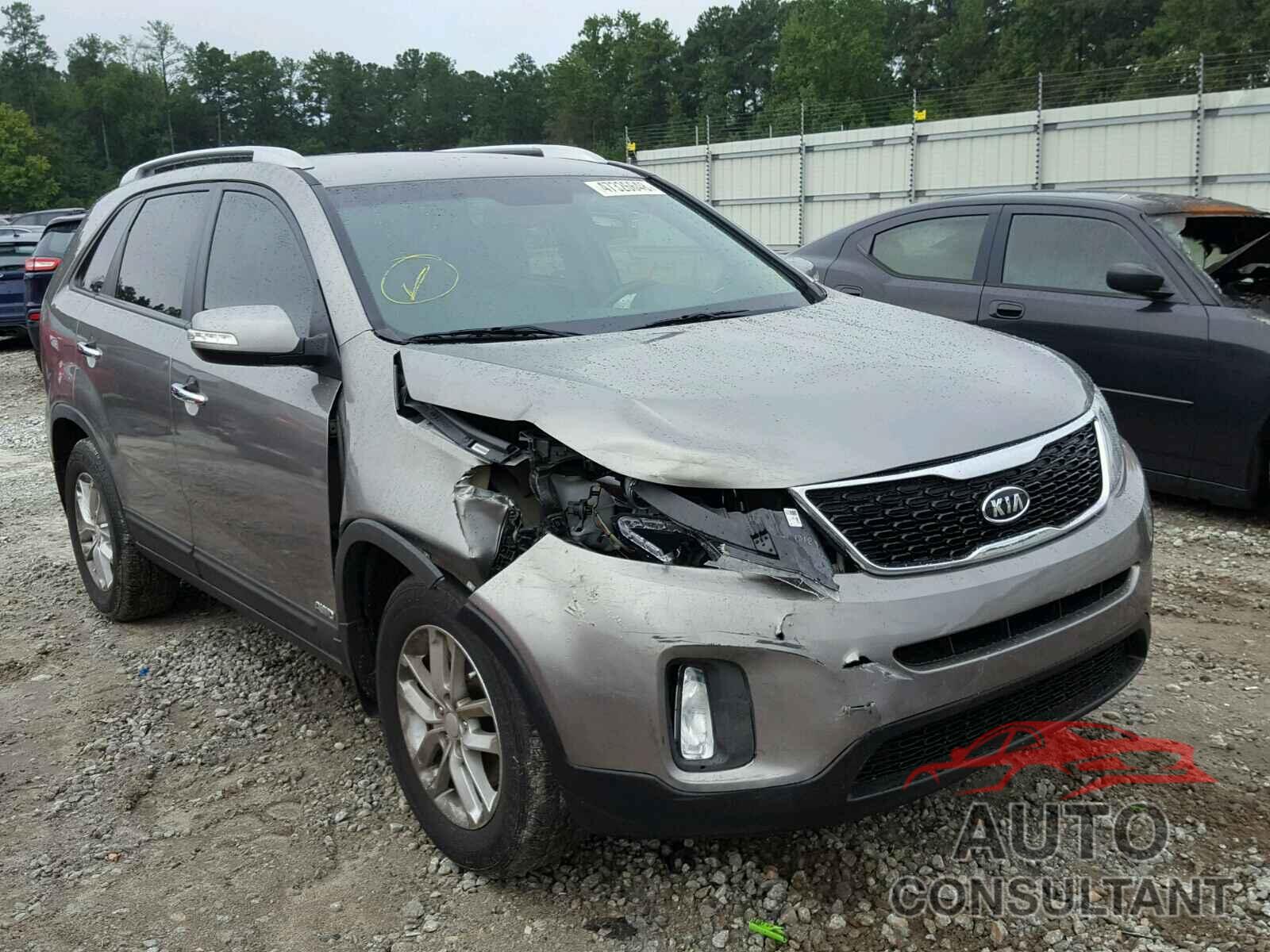 KIA SORENTO LX 2015 - 5XYKTDA69FG614591