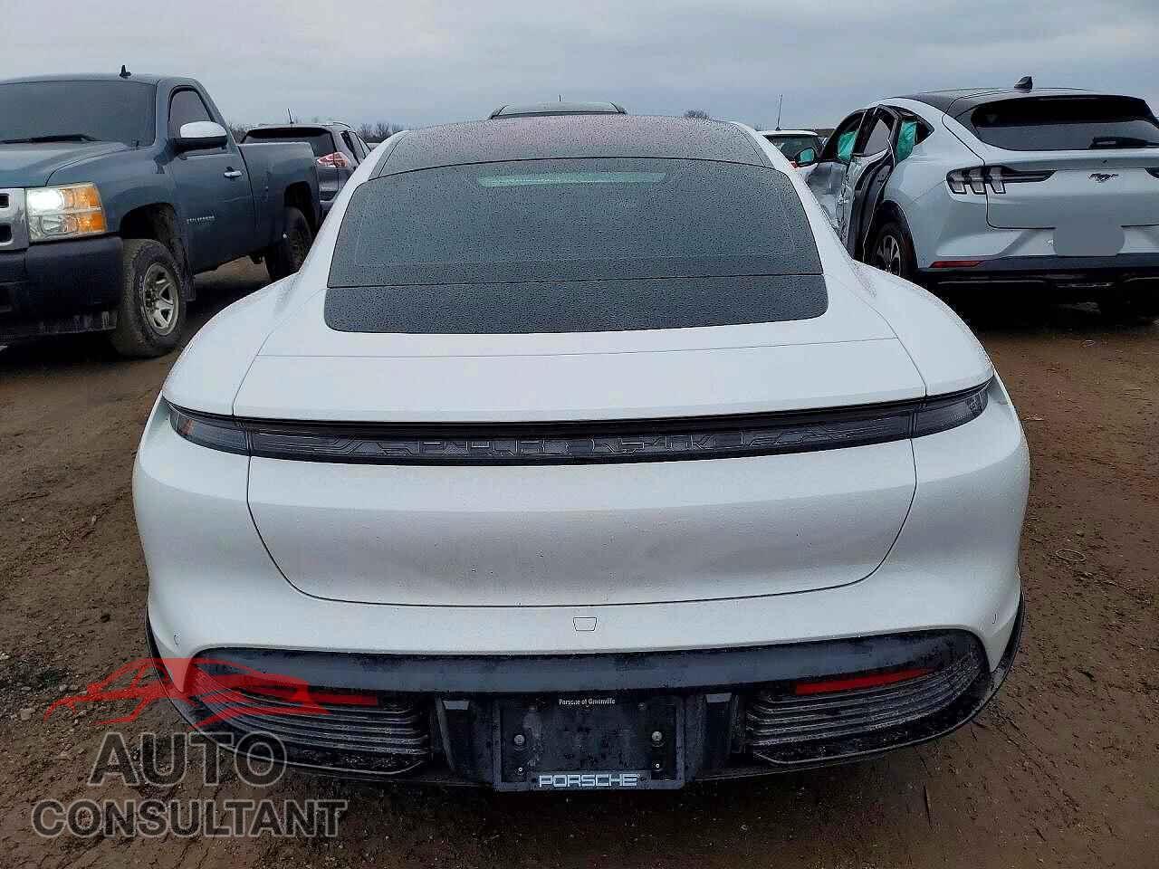 PORSCHE TAYCAN 2023 - WP0AA2Y12PSA14218