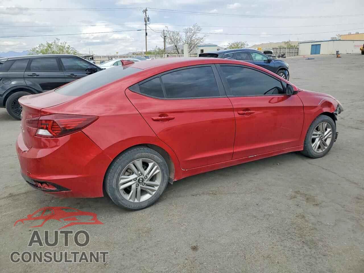 HYUNDAI ELANTRA 2019 - KMHD84LF4KU793473
