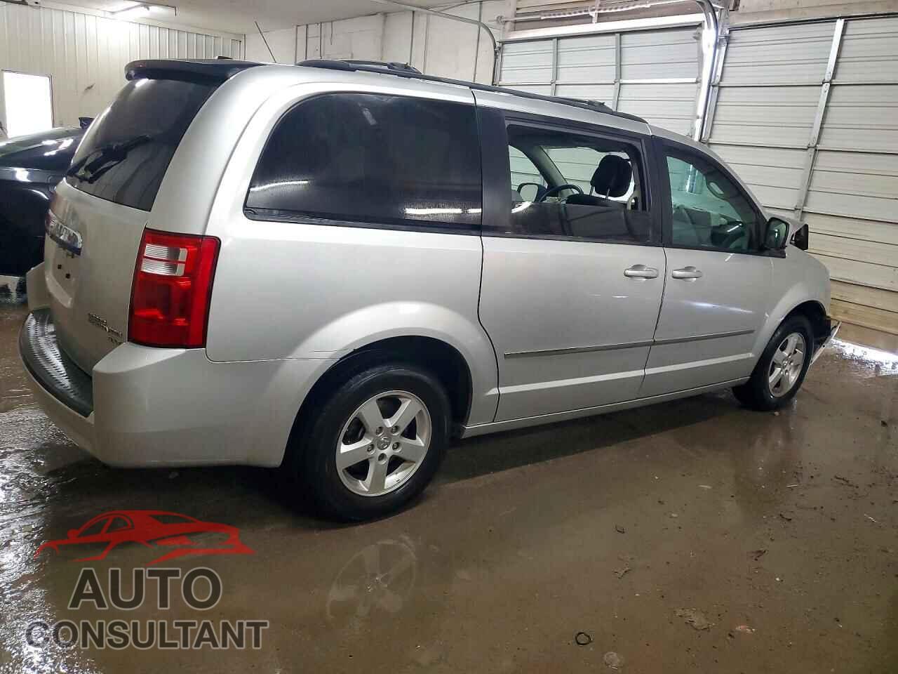 DODGE CARAVAN 2010 - 2D4RN5D11AR475689