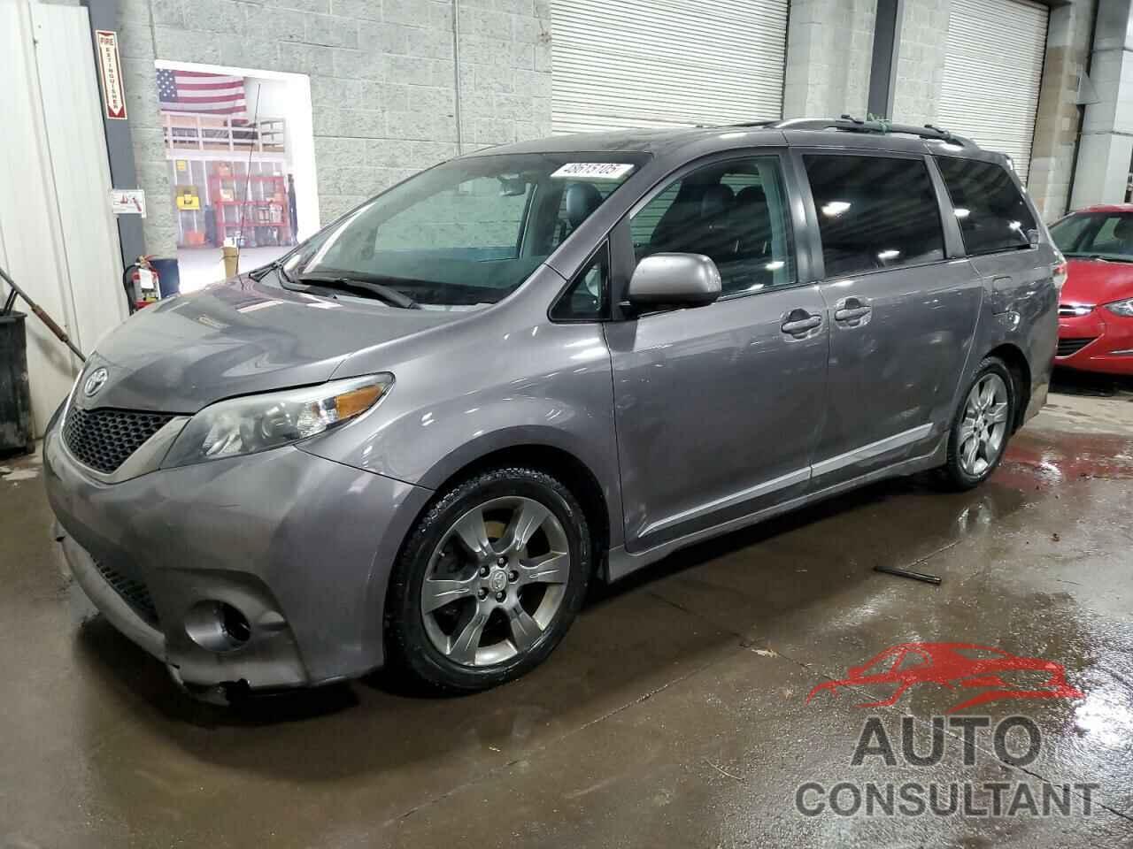 TOYOTA SIENNA 2011 - 5TDXK3DC3BS073488