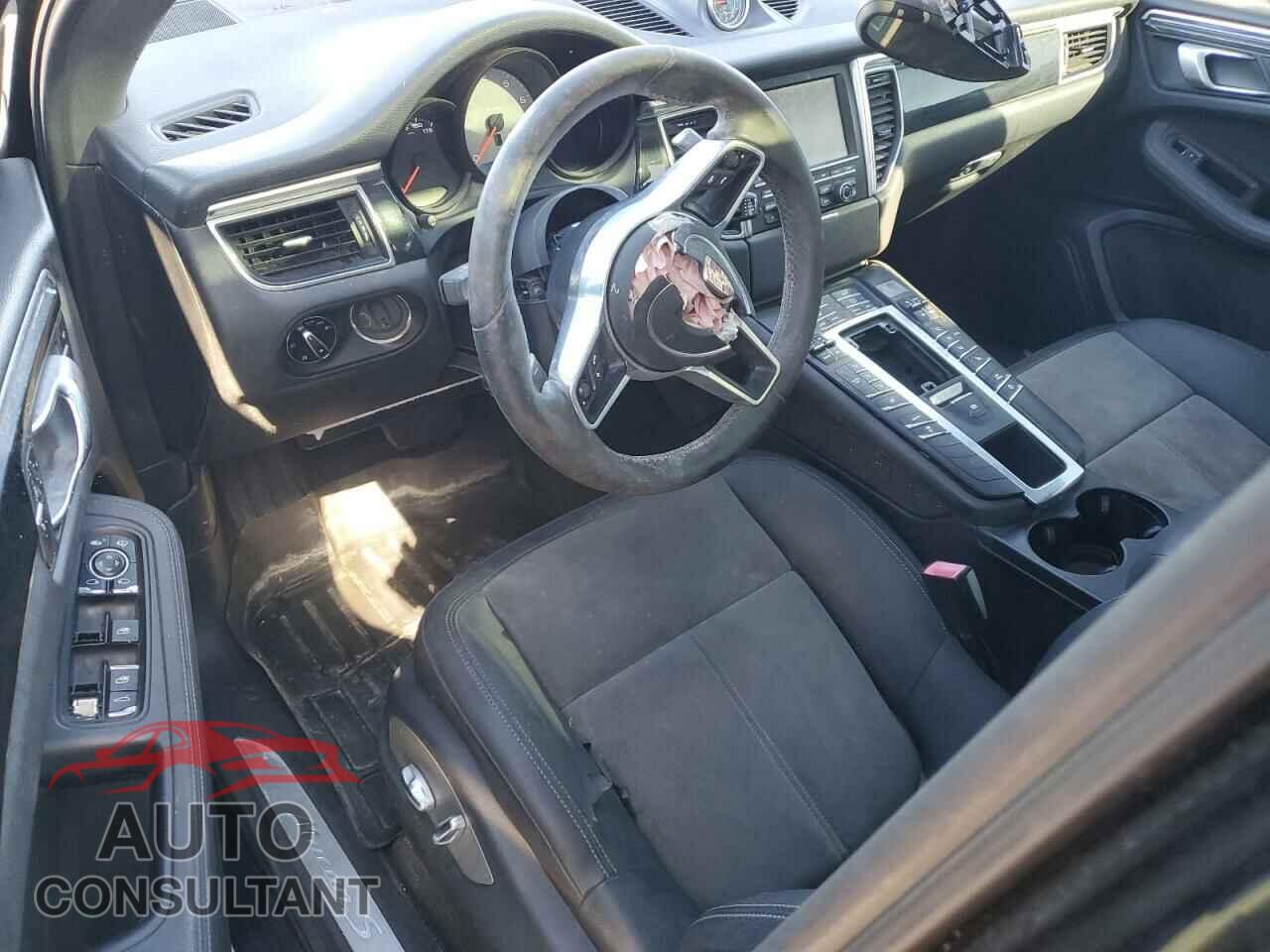 PORSCHE MACAN 2015 - WP1AB2A59FLB70089