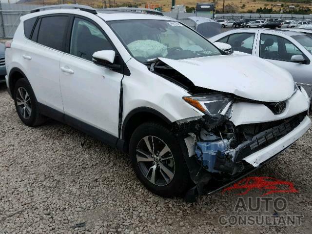 TOYOTA RAV4 XLE 2017 - 2T3RFREV2HW611508