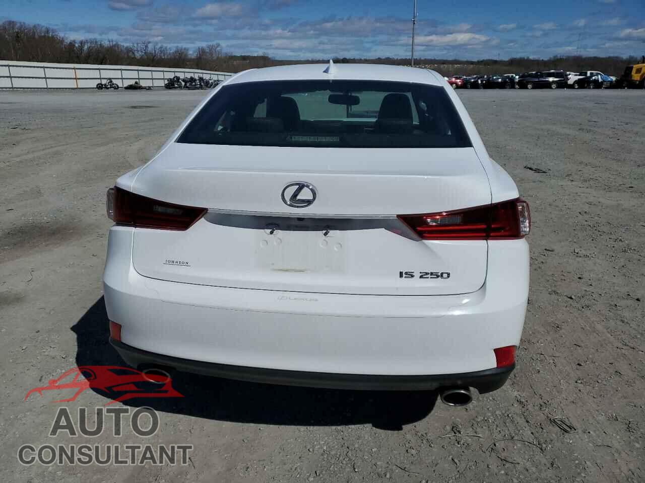 LEXUS IS 2014 - JTHBF1D23E5017814