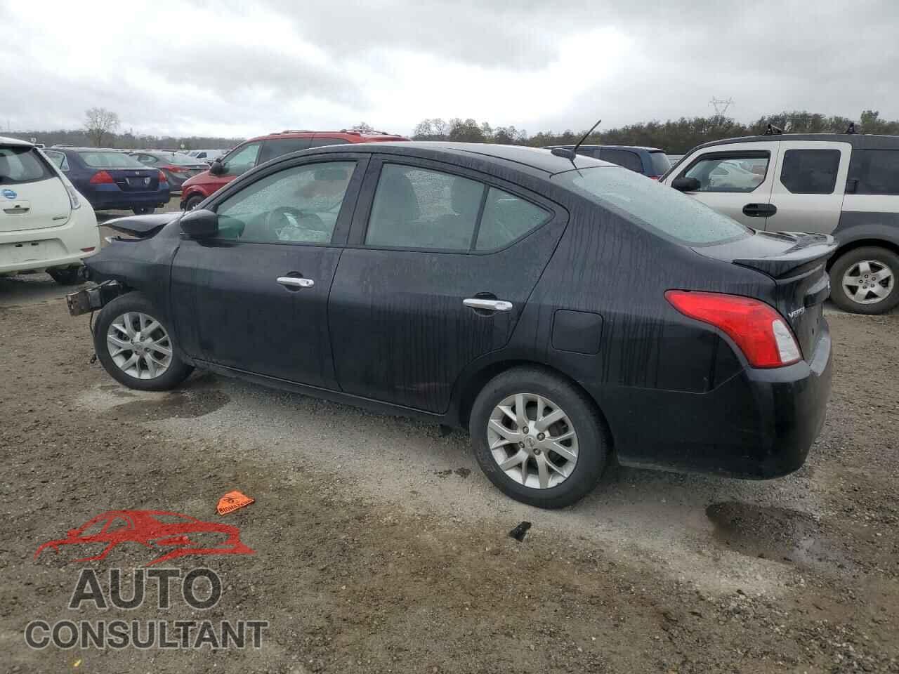 NISSAN VERSA 2017 - 3N1CN7AP3HL879529