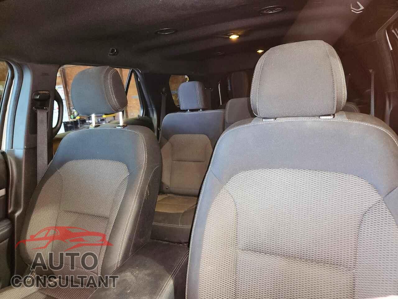 FORD EXPLORER 2017 - 1FM5K8D88HGC81865