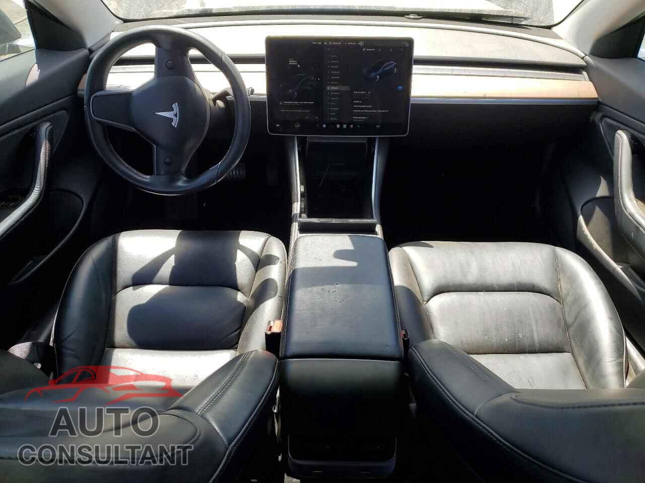 TESLA MODEL 3 2018 - 5YJ3E1EB5JF133709
