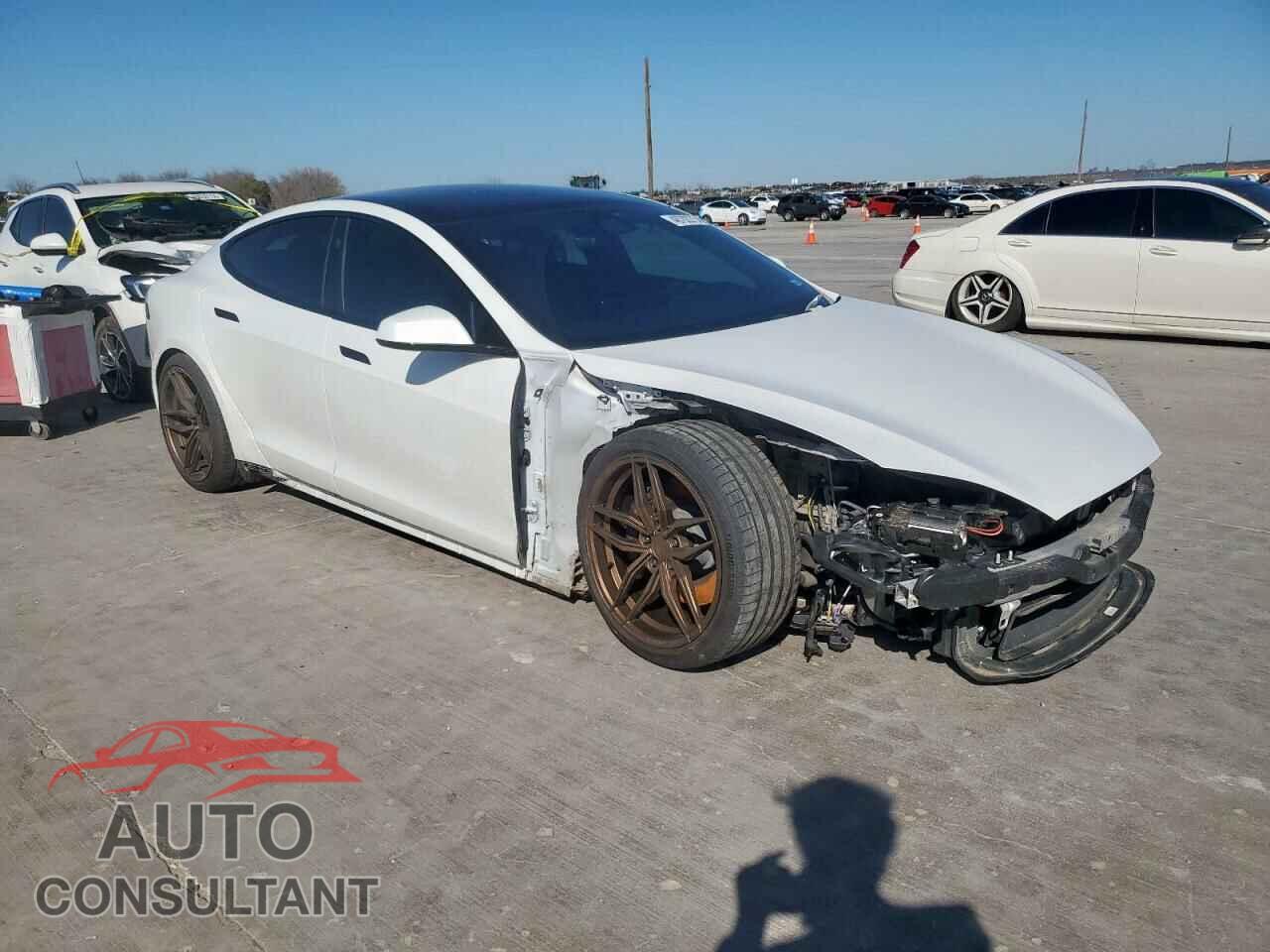 TESLA MODEL S 2022 - 5YJSA1E59NF476837