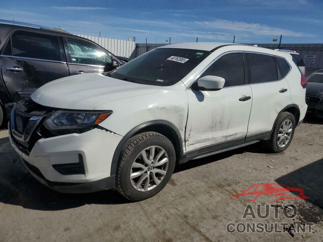 NISSAN ROGUE 2017 - KNMAT2MVXHP596993