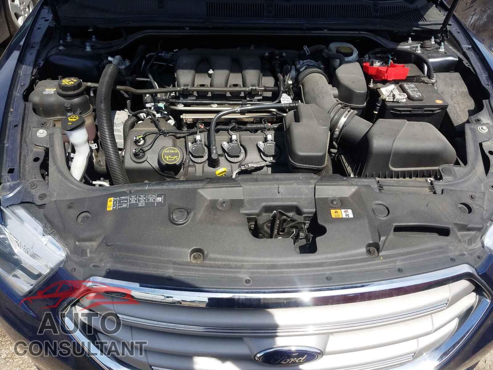FORD TAURUS 2017 - 1FAHP2D88HG128845