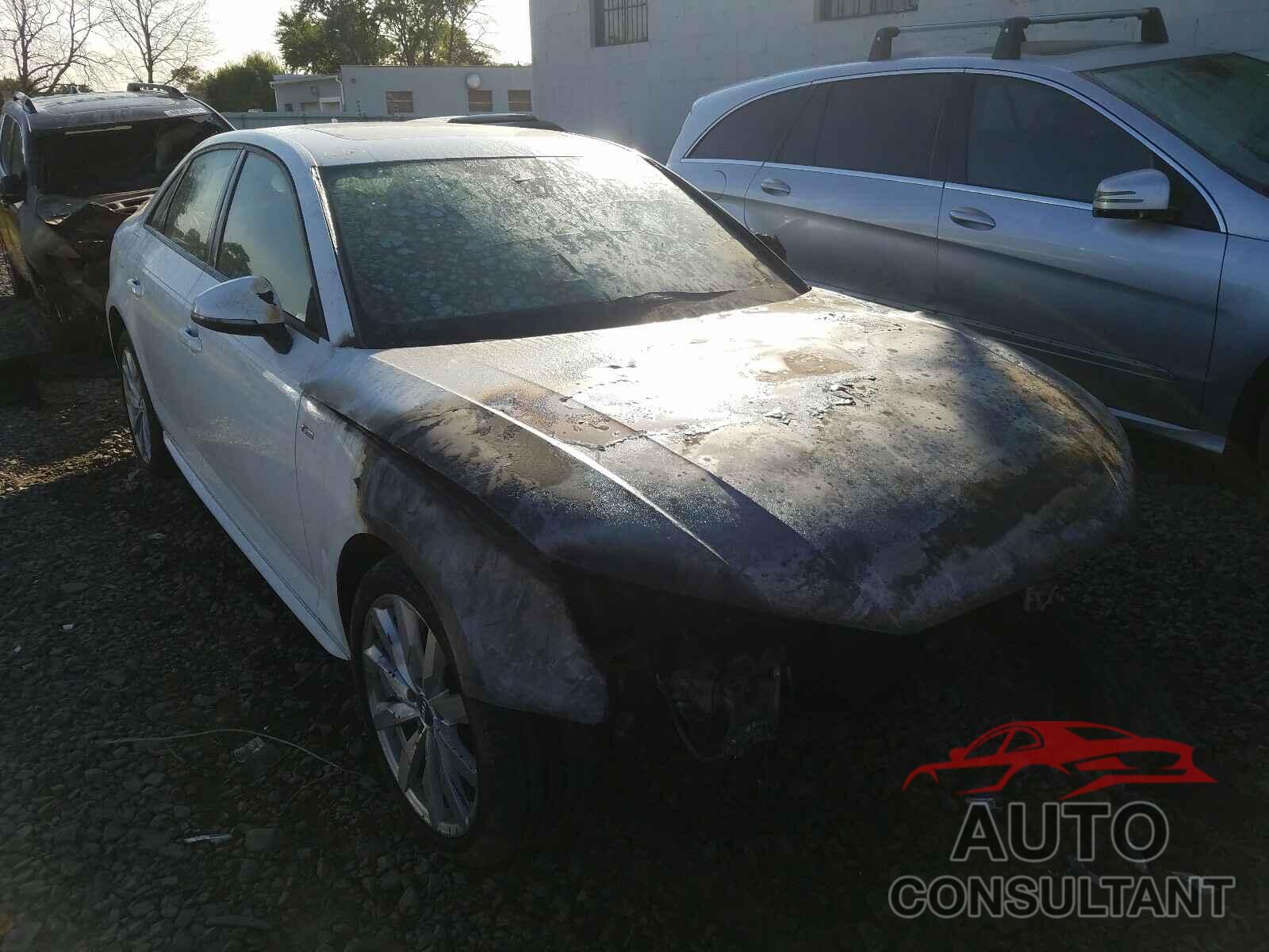 AUDI A4 2018 - WAUDNAF46JA214857