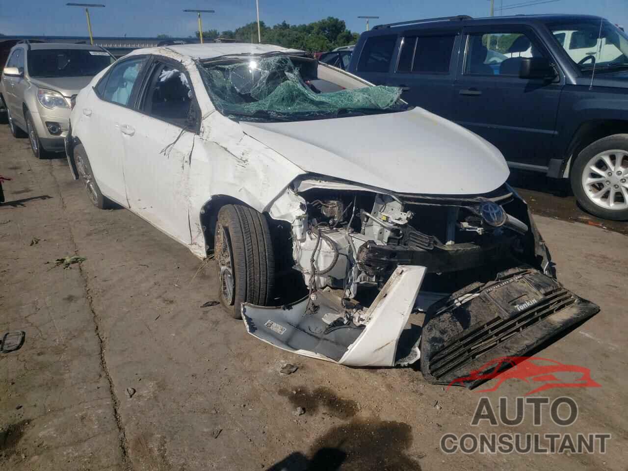 TOYOTA COROLLA 2018 - 2T1BURHE7JC054677