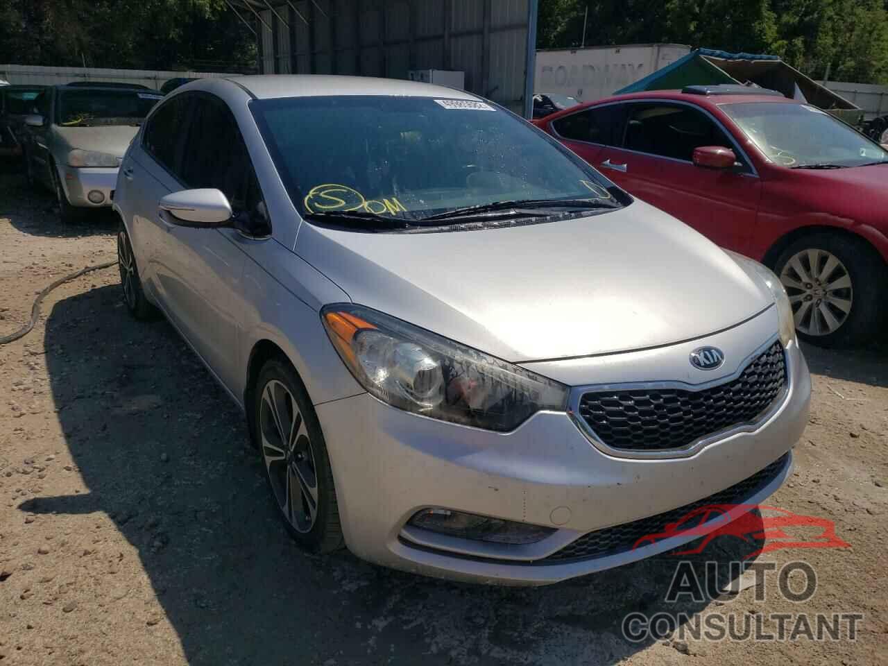 KIA FORTE 2016 - KNAFX4A8XG5480740