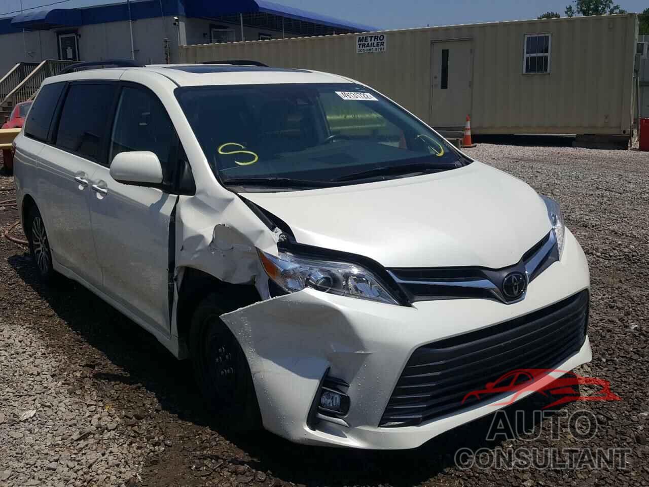 TOYOTA SIENNA 2019 - 5TDYZ3DC9KS970010