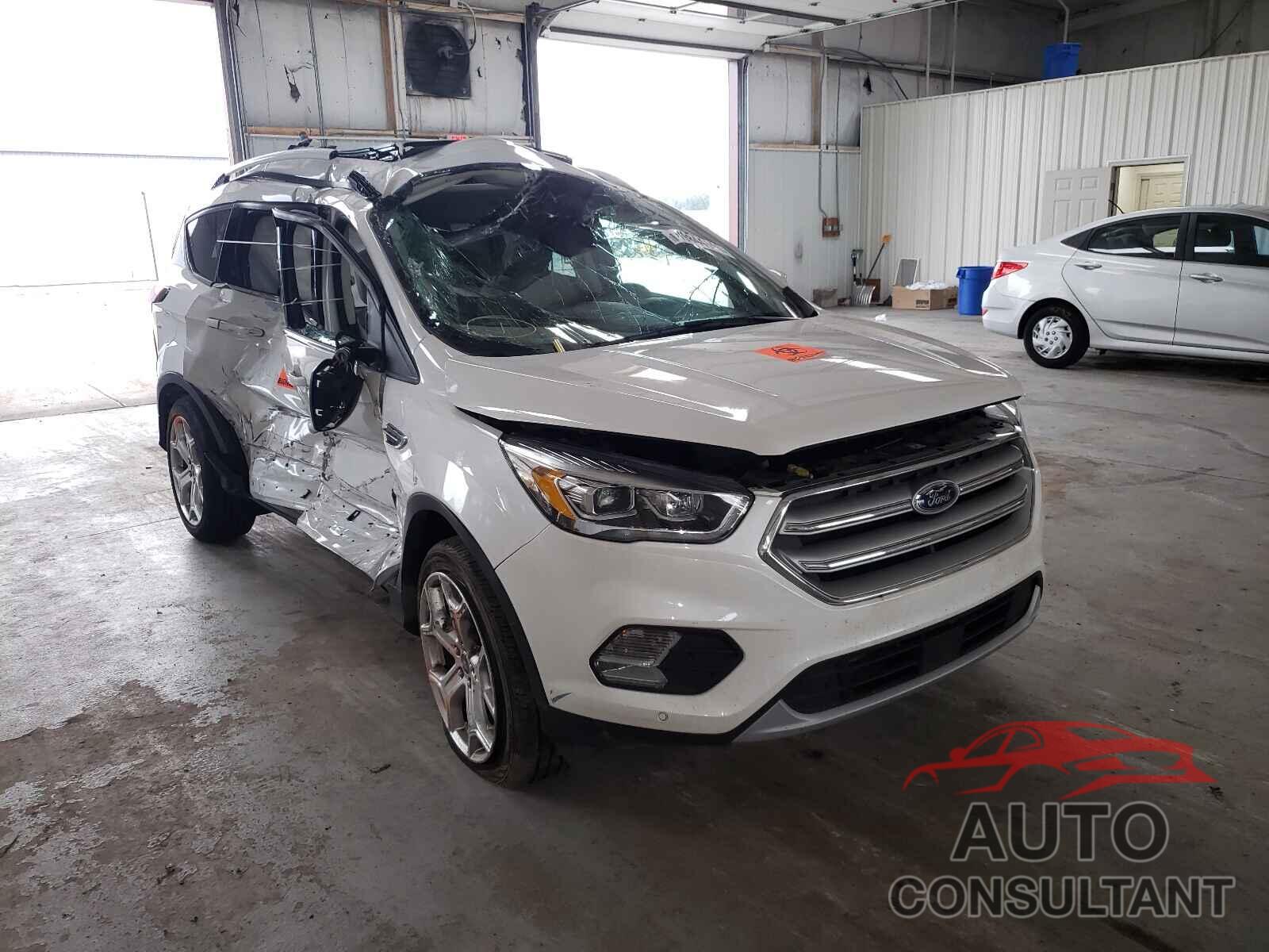 FORD ESCAPE 2019 - 1FMCU9J92KUA26528