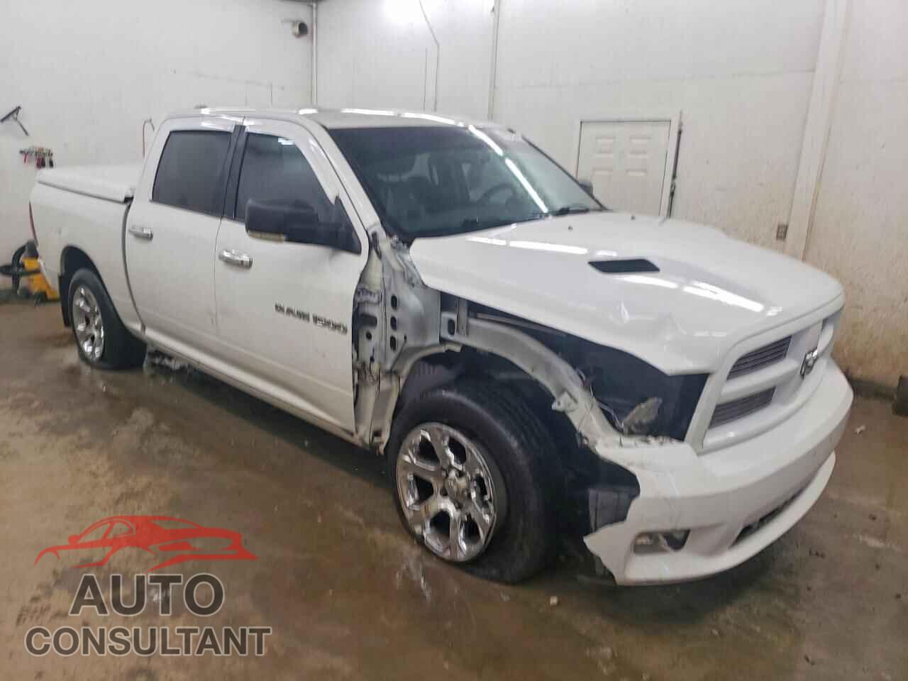 DODGE RAM 1500 2012 - 1C6RD7MT5CS184036