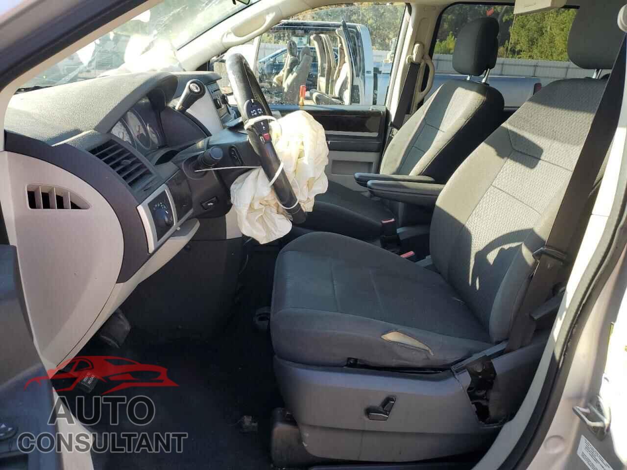 DODGE CARAVAN 2010 - 2D4RN5D1XAR445218