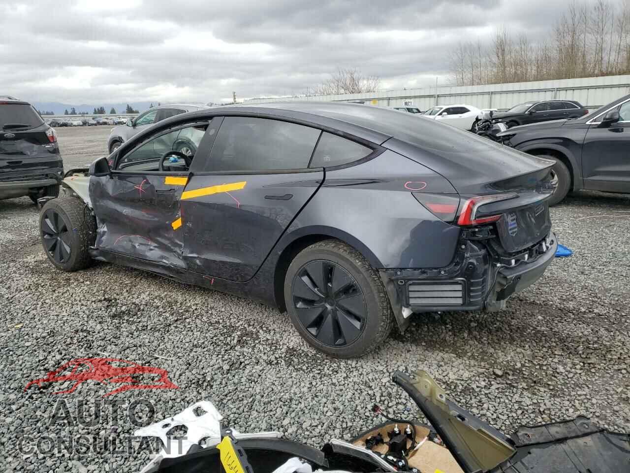 TESLA MODEL 3 2025 - 5YJ3E1EA5SF889727