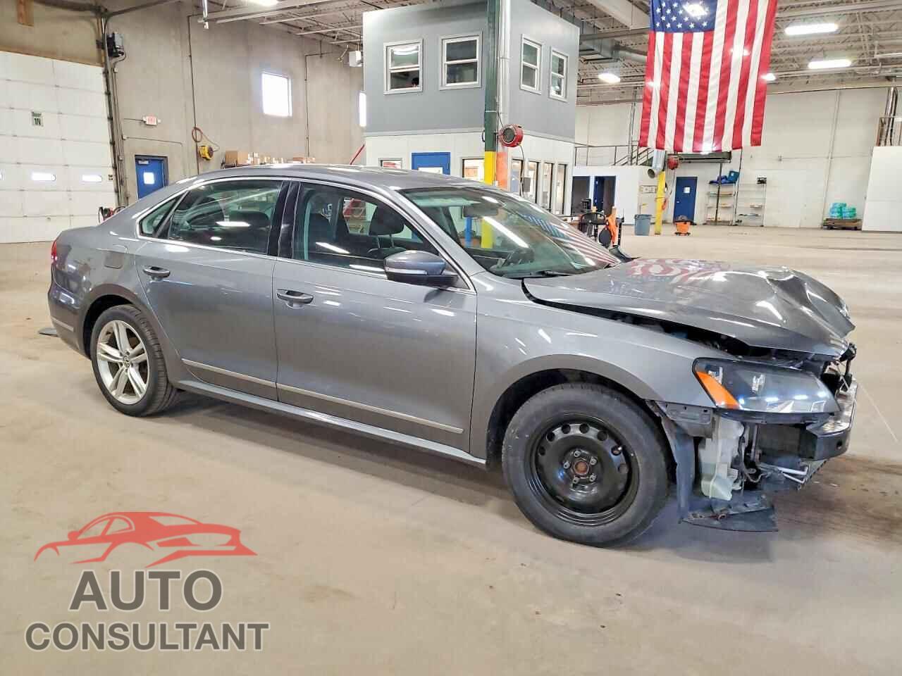 VOLKSWAGEN PASSAT 2015 - 1VWCV7A34FC100512