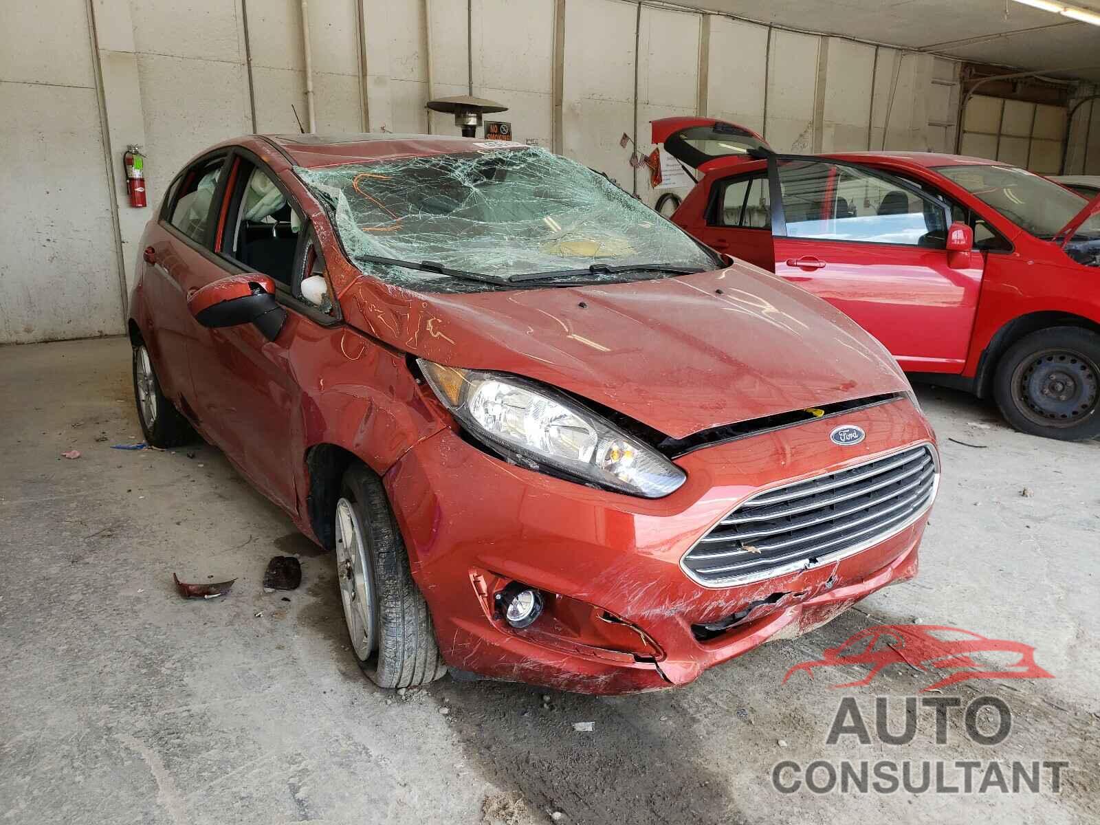 FORD FIESTA 2018 - 3FADP4EJ9JM135732