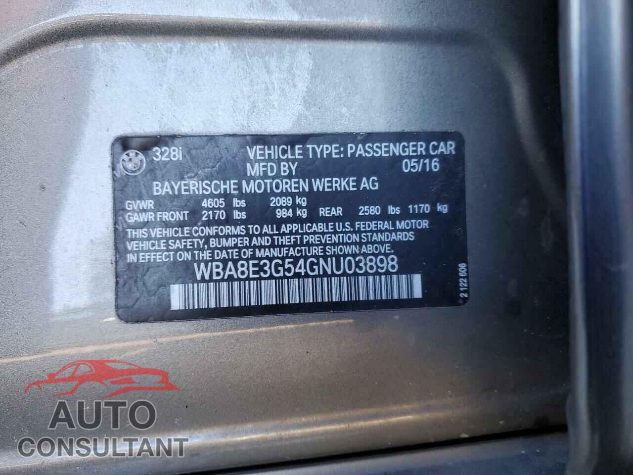 BMW 3 SERIES 2016 - WBA8E3G54GNU03898