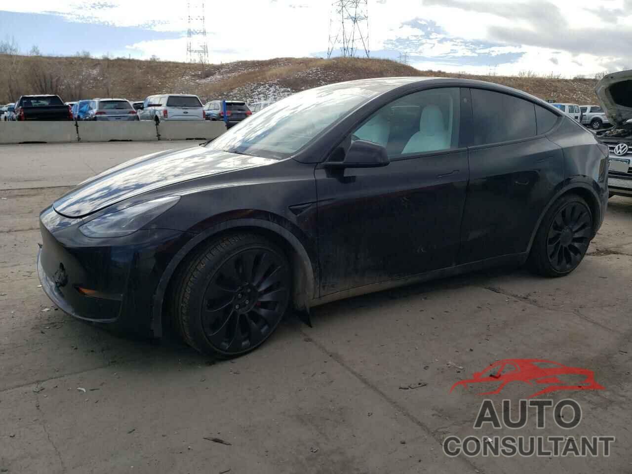 TESLA MODEL Y 2023 - 7SAYGDEF5PF701909