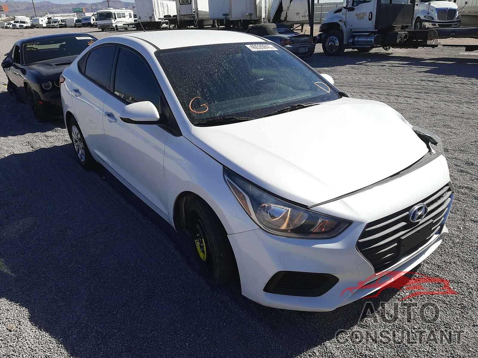 HYUNDAI ACCENT 2018 - 3KPC24A32JE014918