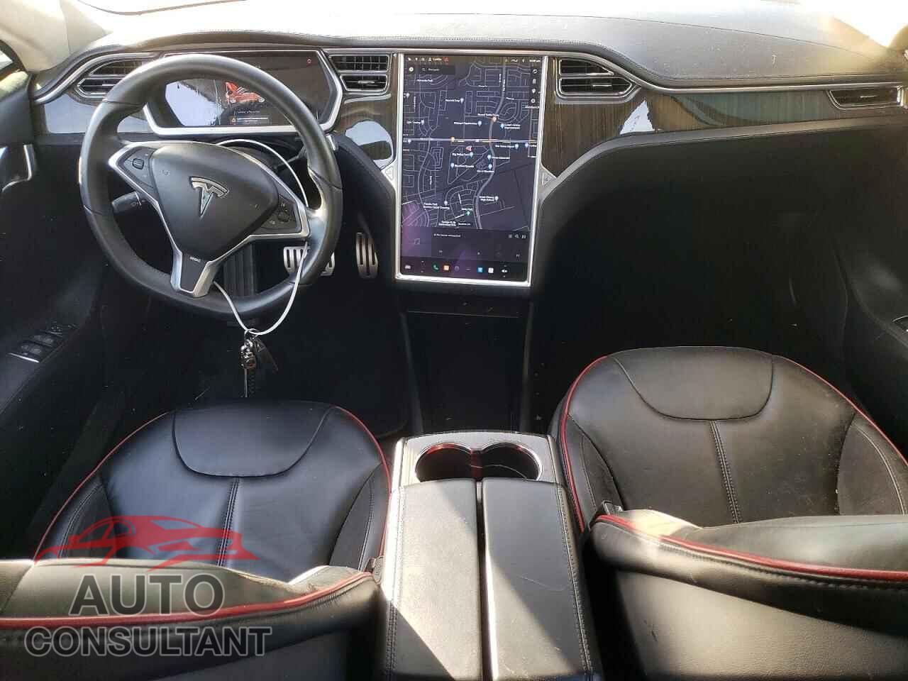 TESLA MODEL S 2013 - 5YJSA1DP5DFP09744