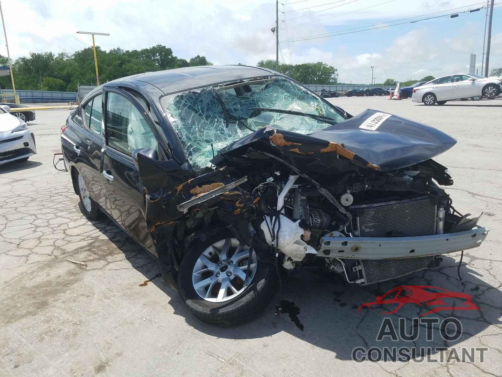 NISSAN VERSA 2017 - 3N1CN7AP3HL805740