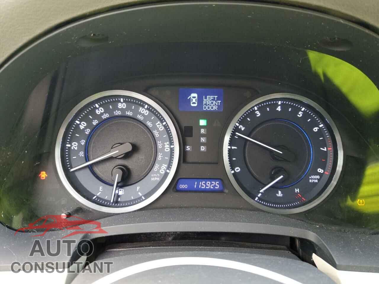 LEXUS IS 2011 - JTHCF5C20B5052187