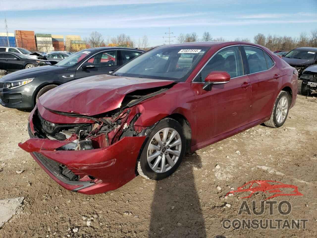 TOYOTA CAMRY 2018 - 4T1B11HKXJU587864