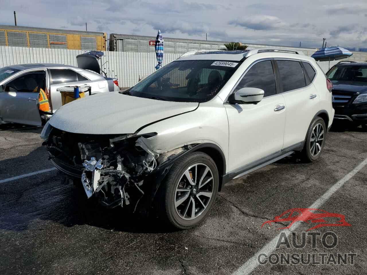 NISSAN ROGUE 2019 - 5N1AT2MT1KC818622