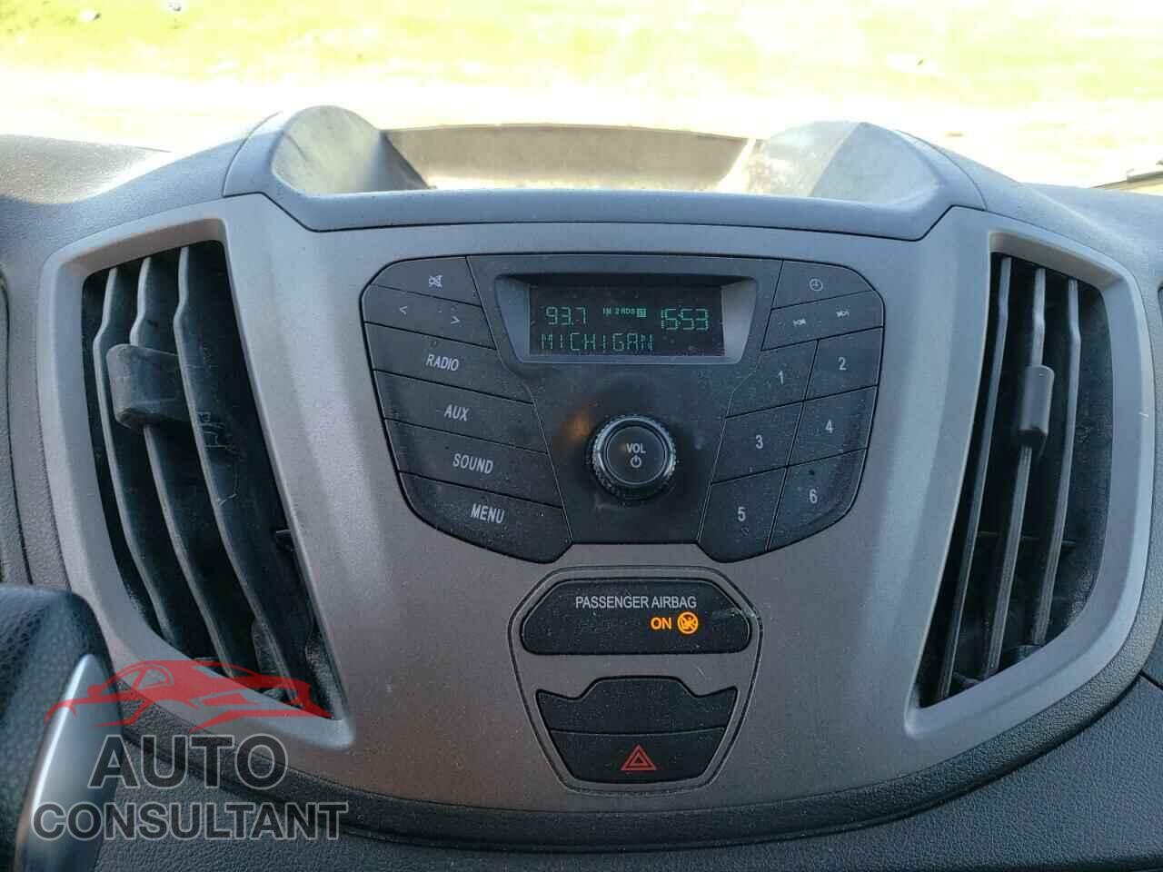 FORD TRANSIT CO 2017 - 1FTYR2CM2HKB46340