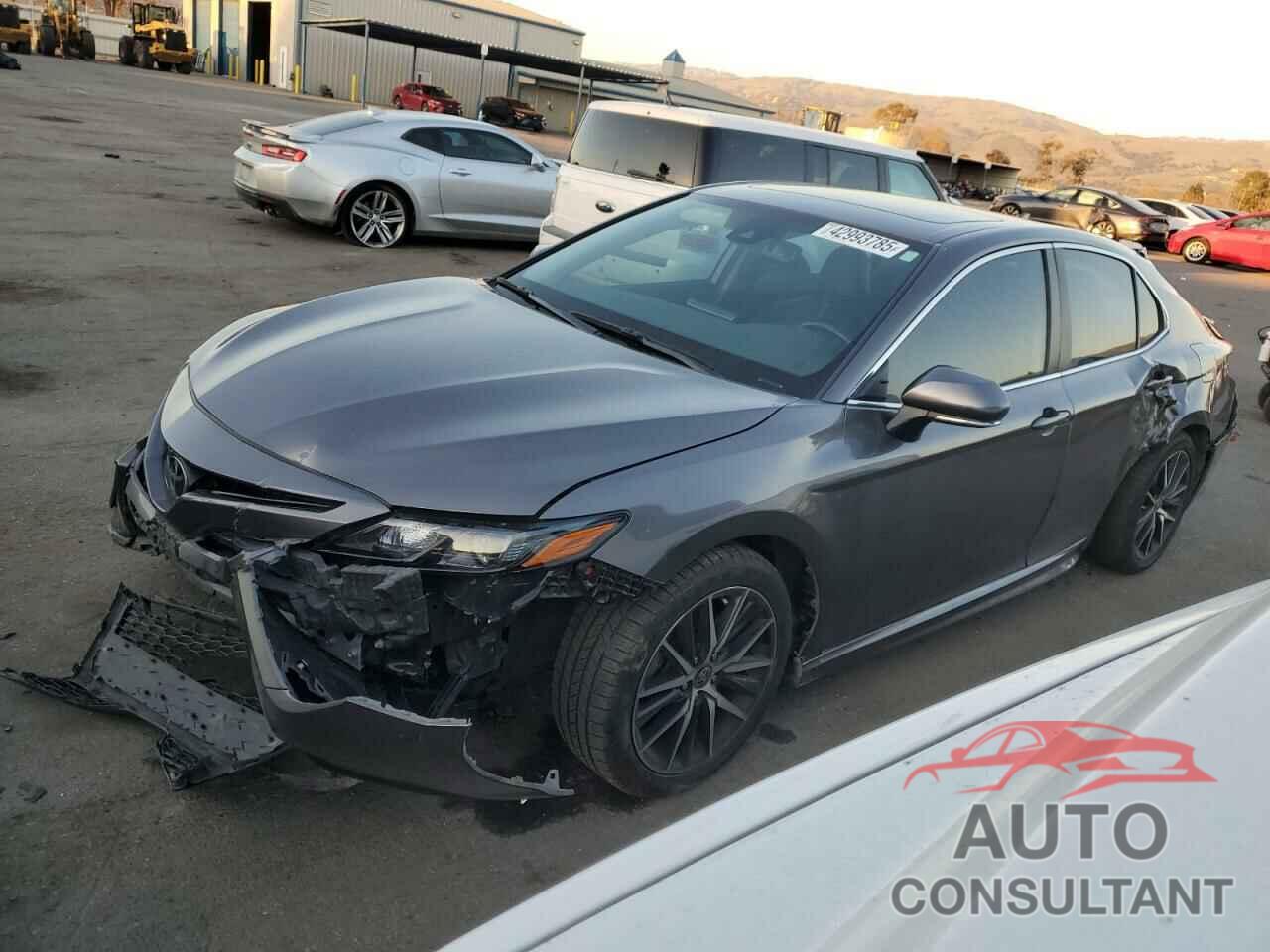 TOYOTA CAMRY 2022 - 4T1T11AK8NU643644