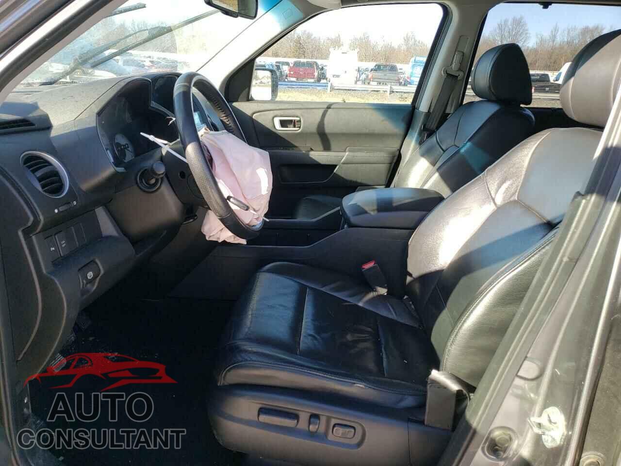 HONDA PILOT 2009 - 5FNYF48889B011622