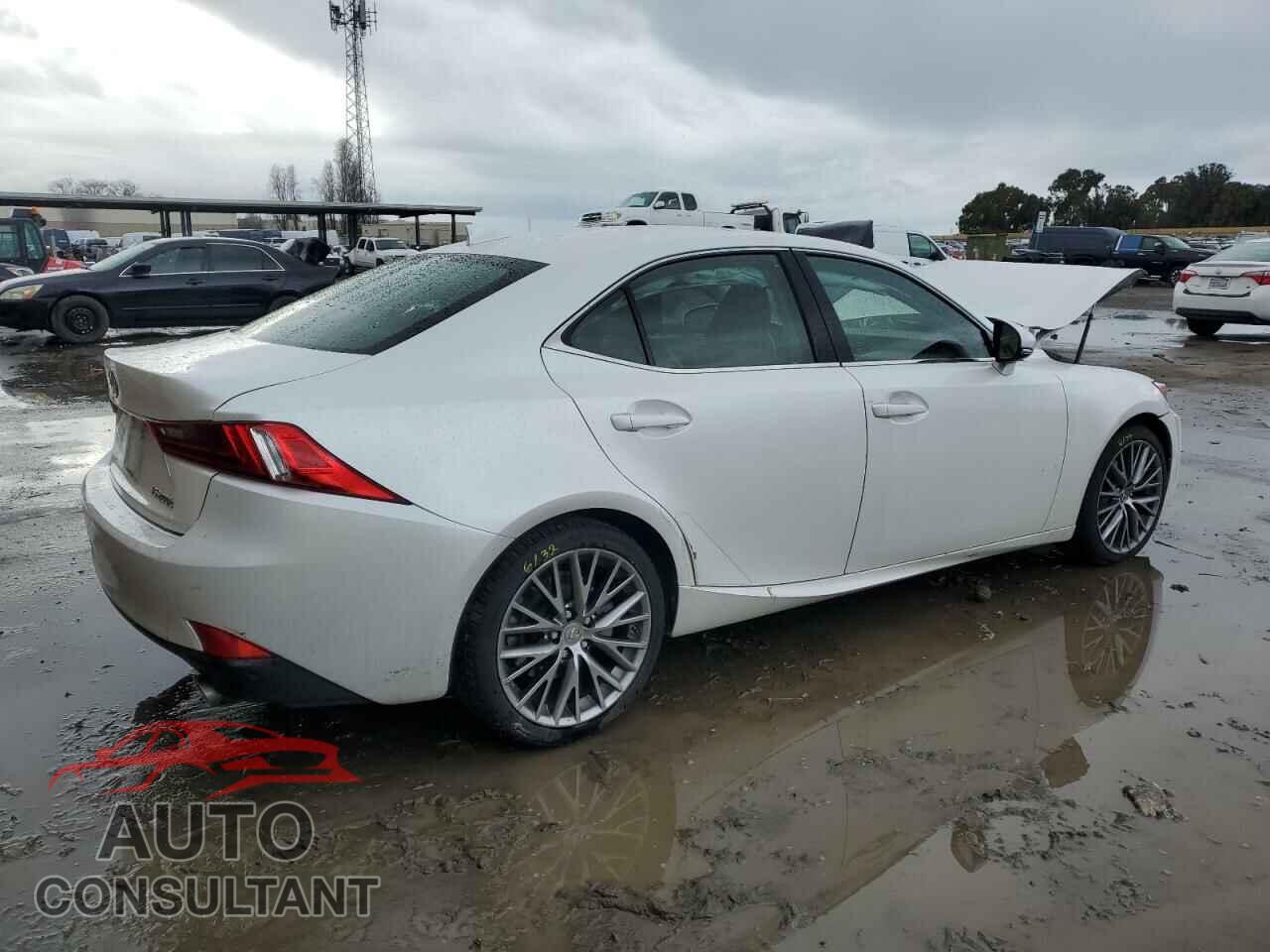 LEXUS IS 2016 - JTHBA1D22G5019233