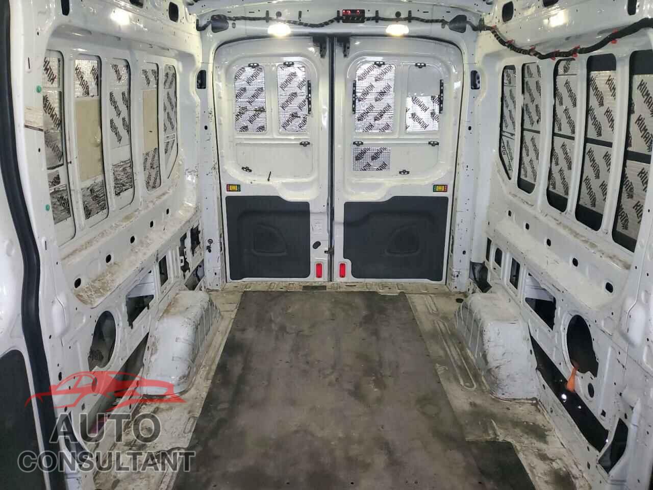 FORD TRANSIT 2017 - 1FTYR2CM2HKB46662