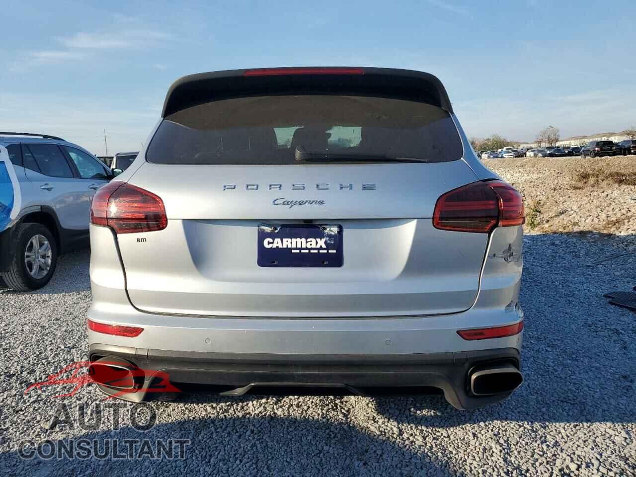 PORSCHE CAYENNE 2017 - WP1AA2A21HKA87497