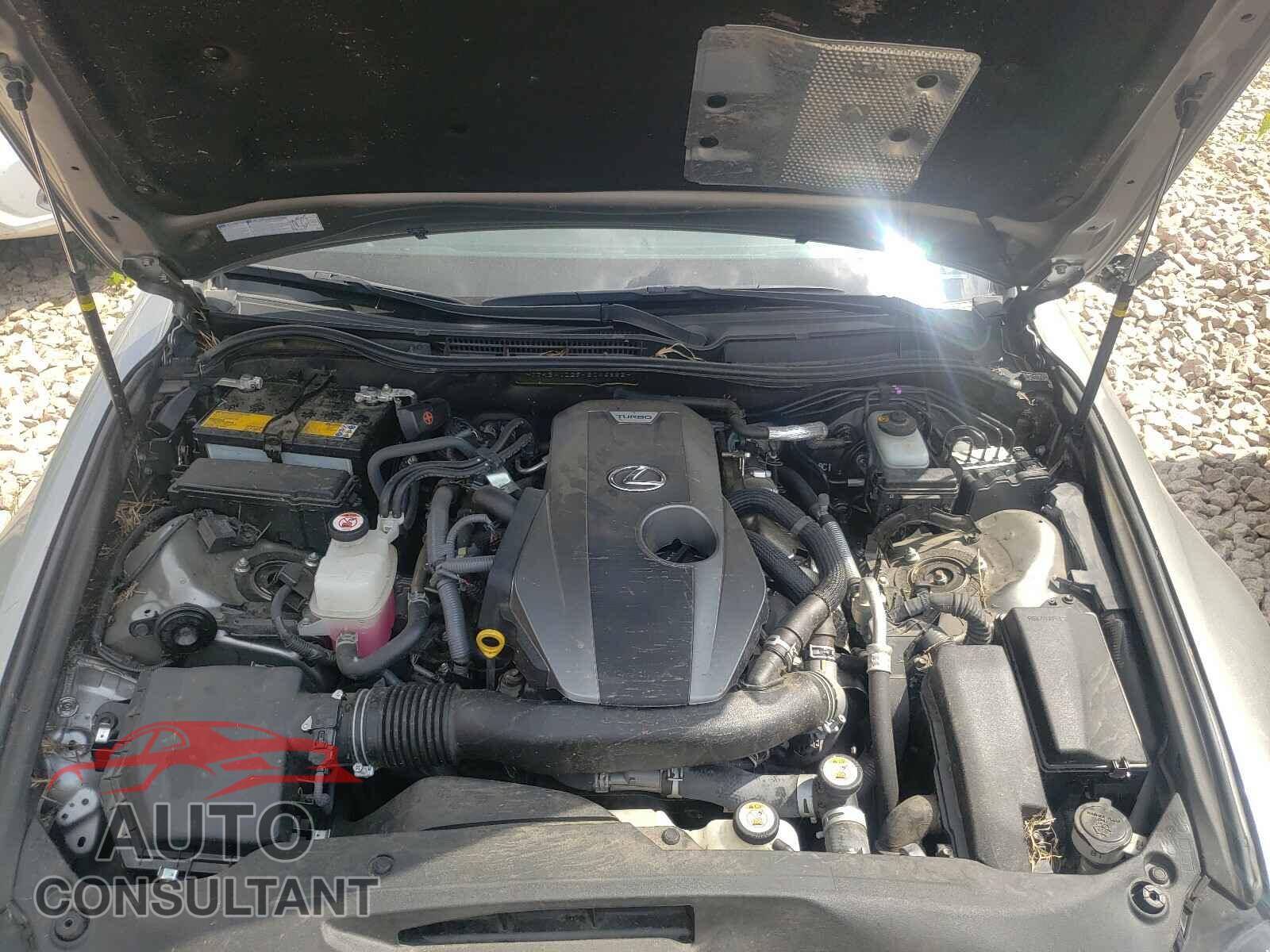 LEXUS IS 2017 - JTHBA1D29H5046852