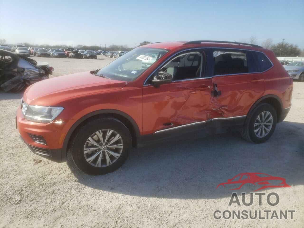 VOLKSWAGEN TIGUAN 2018 - 3VV3B7AX9JM183653