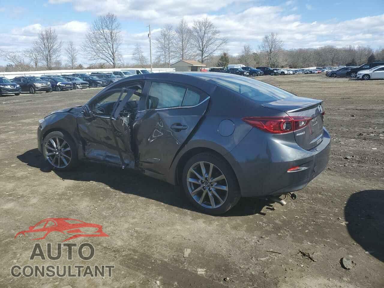 MAZDA 3 2018 - 3MZBN1V3XJM197290