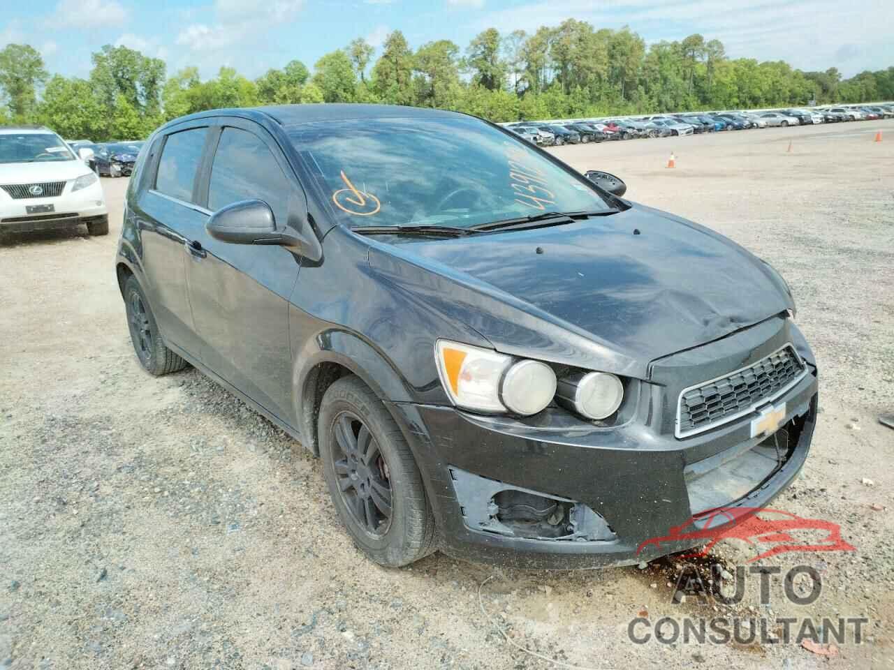 CHEVROLET SONIC 2016 - 1G1JC6SH3G4123997