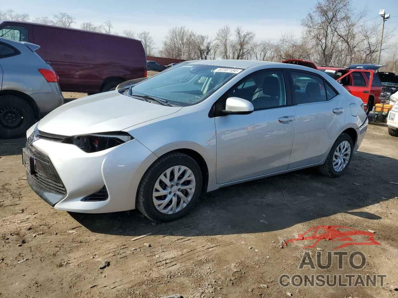 TOYOTA COROLLA 2018 - 2T1BURHE5JC008409