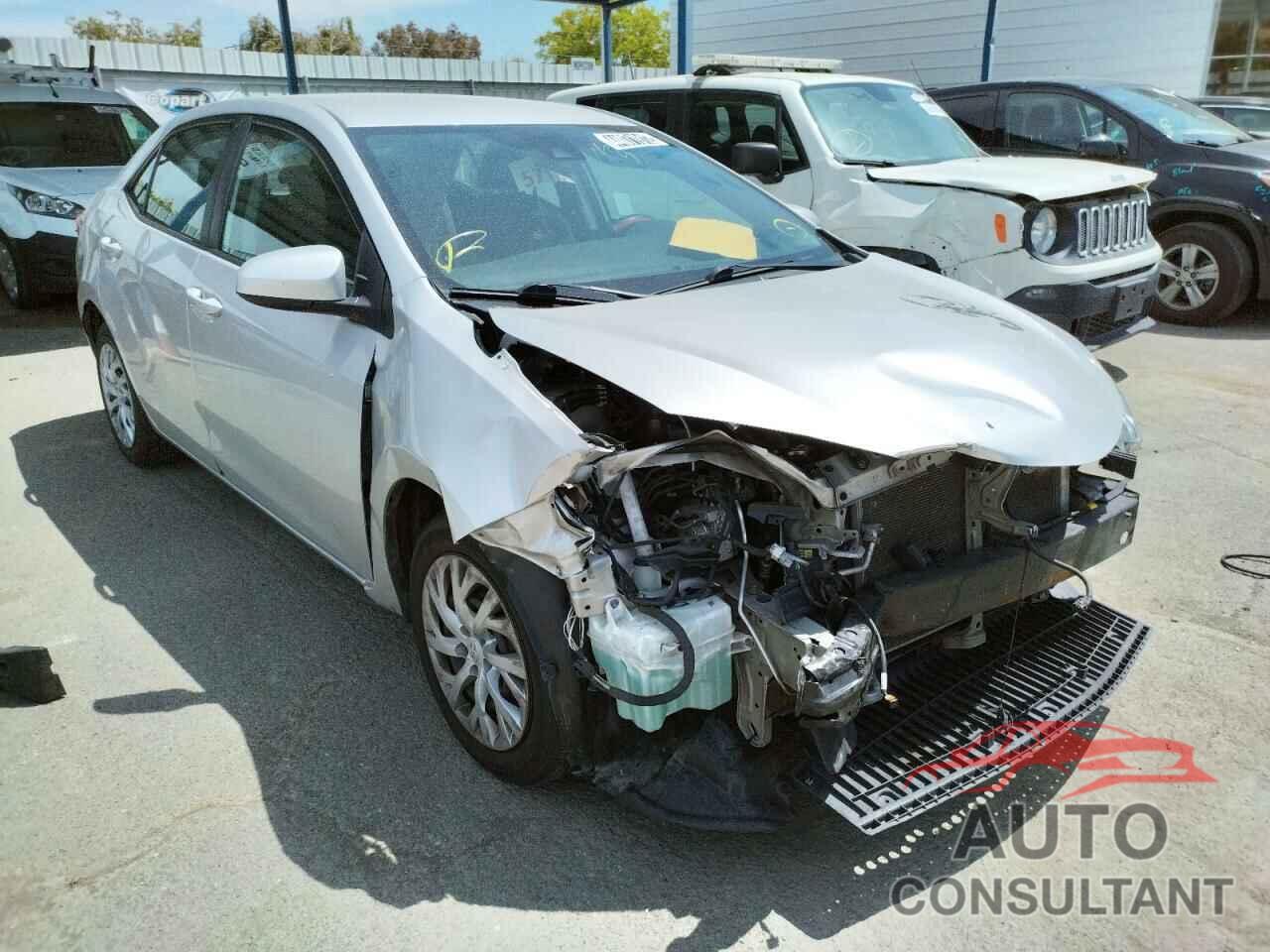 TOYOTA COROLLA 2018 - 5YFBURHE4JP801670