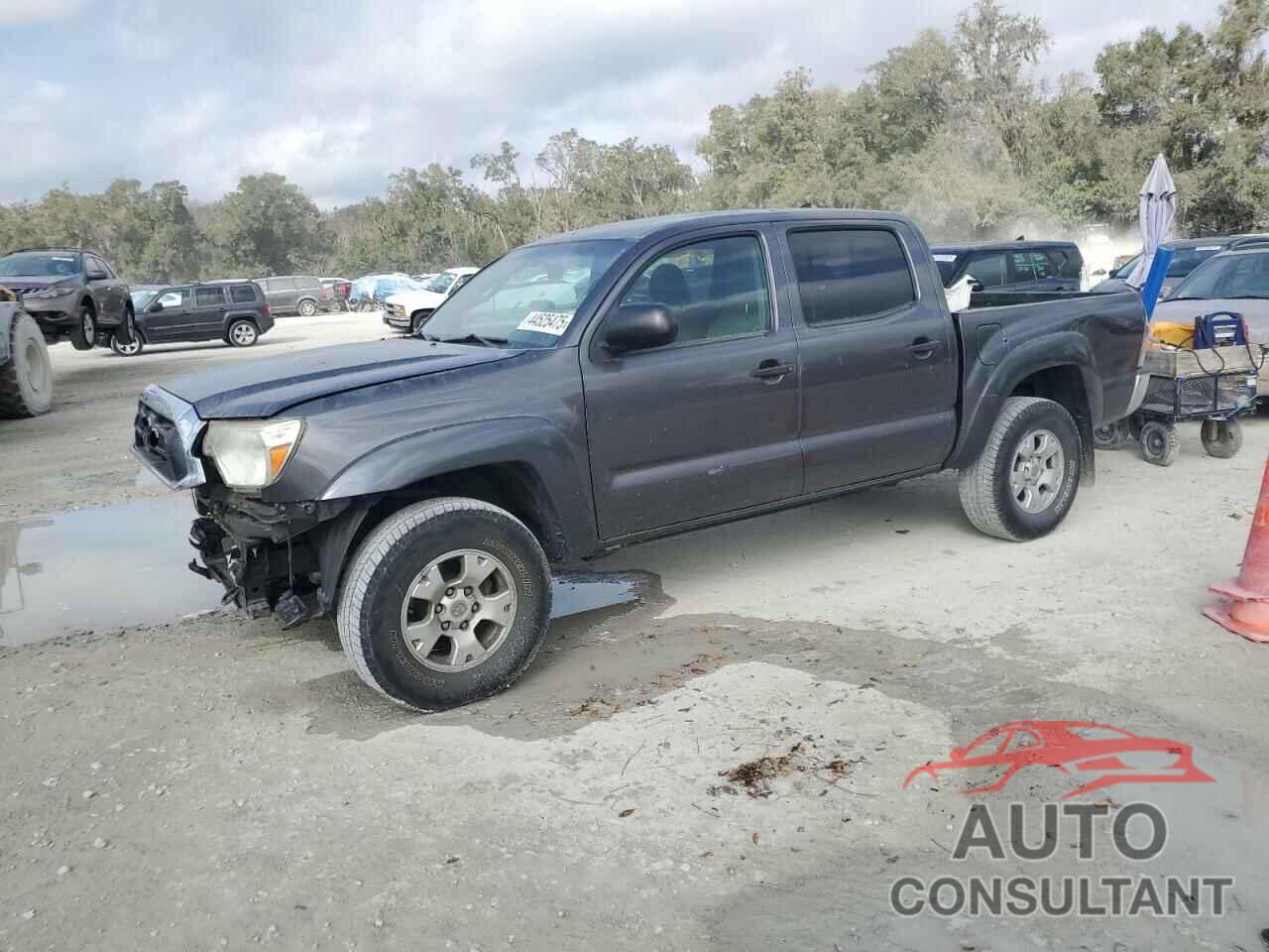 TOYOTA TACOMA 2015 - 5TFLU4EN9FX148001
