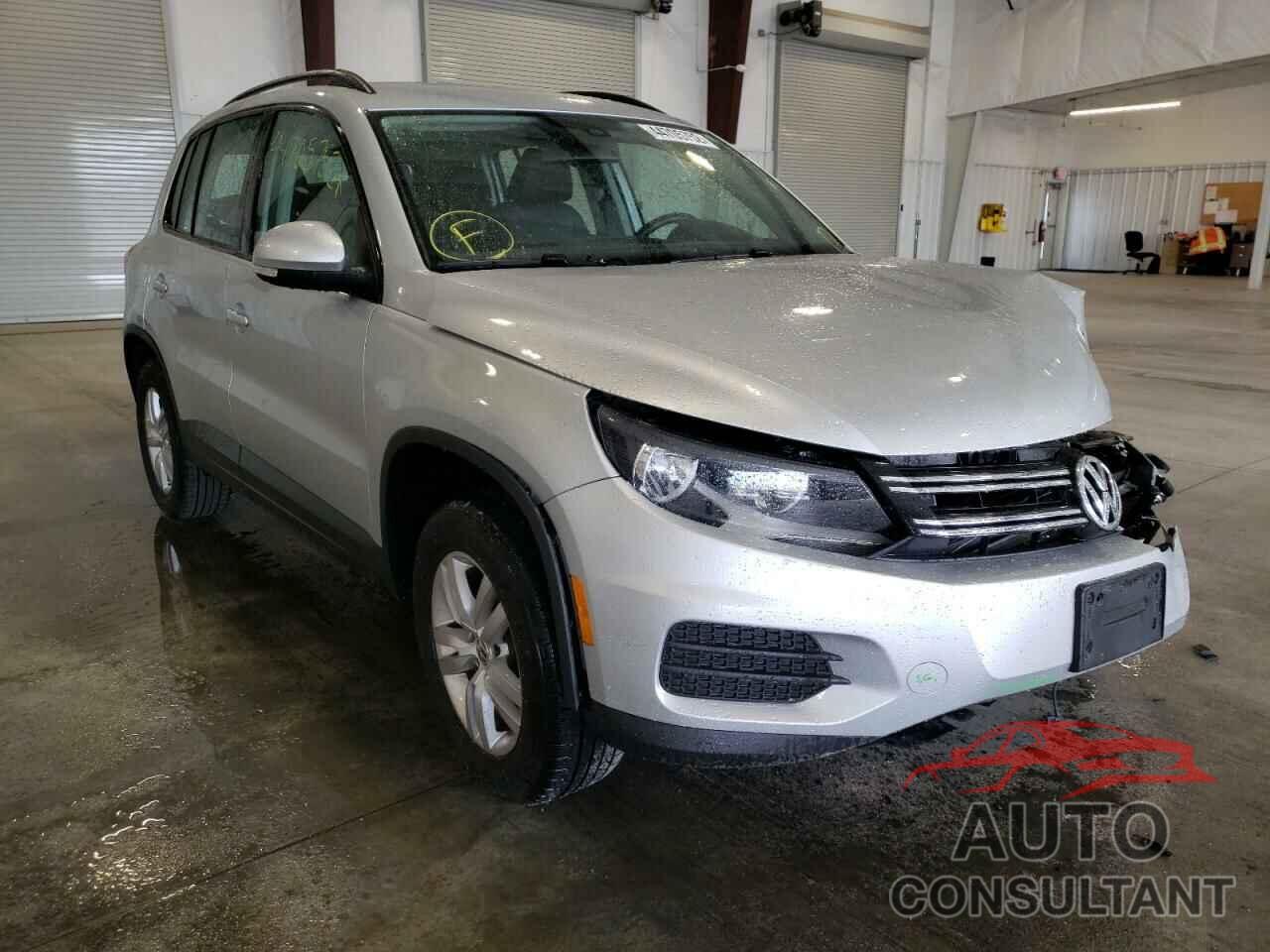 VOLKSWAGEN TIGUAN 2016 - WVGBV7AX8GW025391