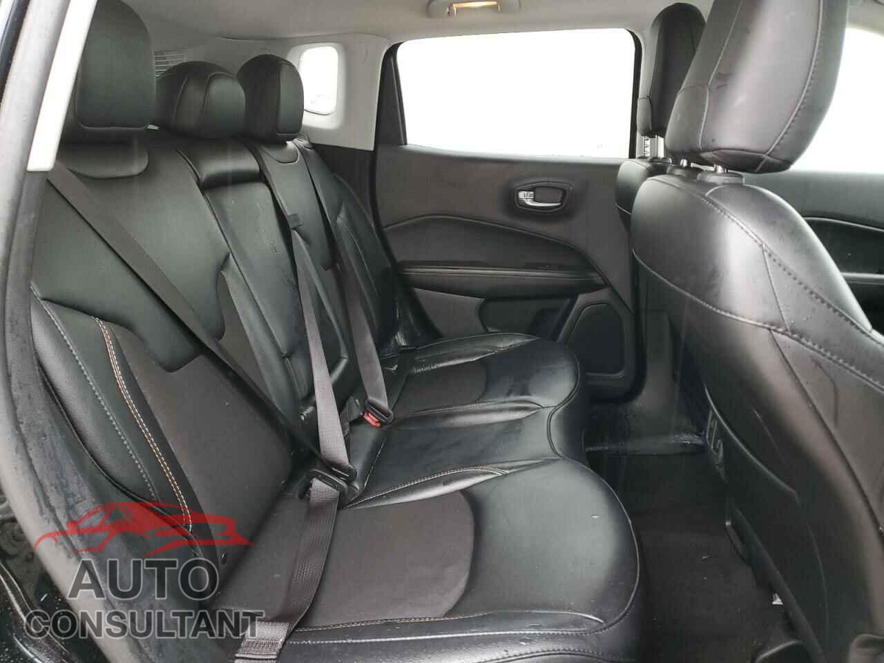 JEEP COMPASS 2020 - 3C4NJDBB7LT240260