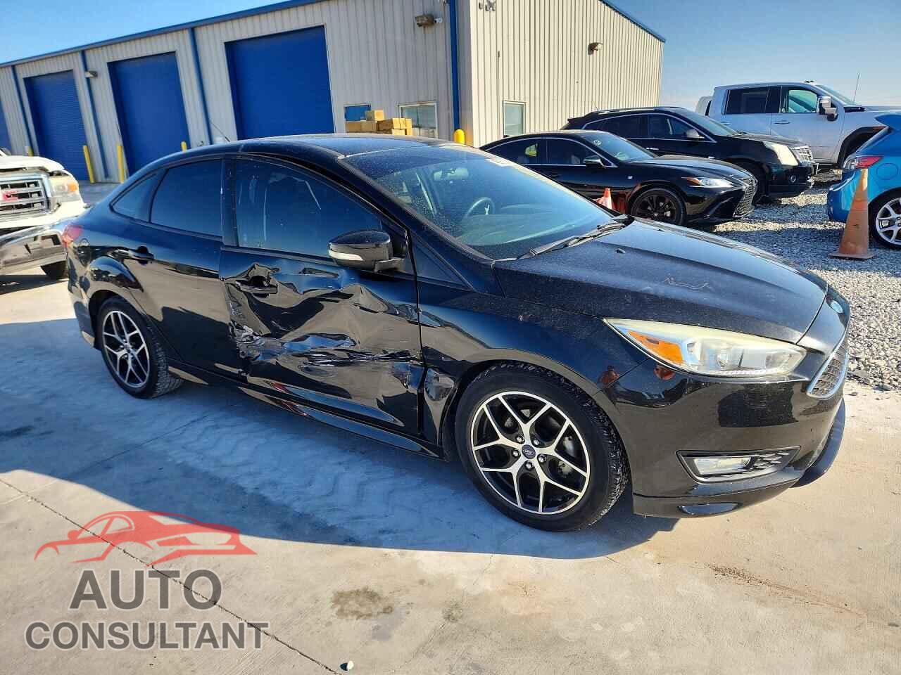 FORD FOCUS 2015 - 1FADP3F21FL323414